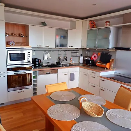 Gerlach - 4 Balconies Mountain View